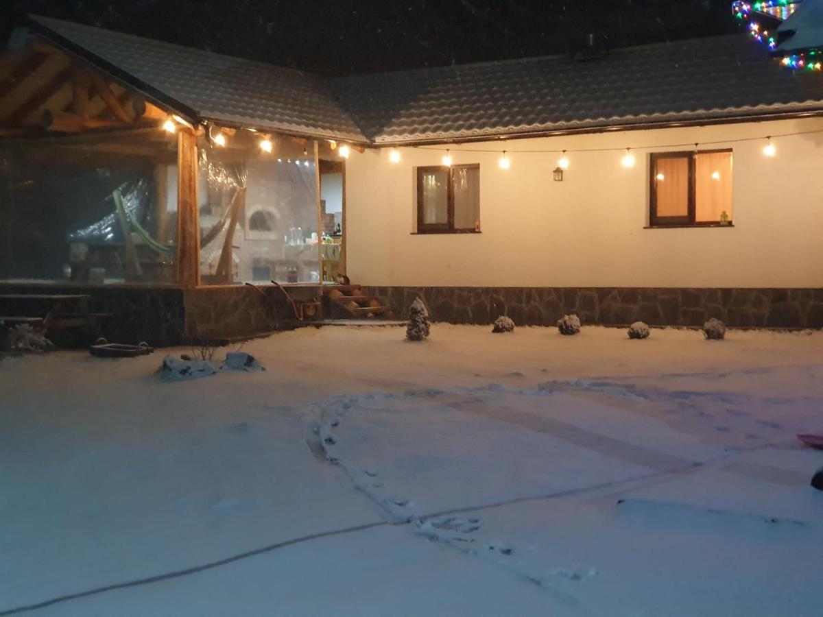 Готель Casa Axa Paraul Carjei Екстер'єр фото